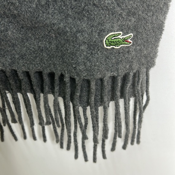 Lacoste Italy wool cashmere blend fringe logo scarf - 2 SMALL HOLES - Picture 4 of 8